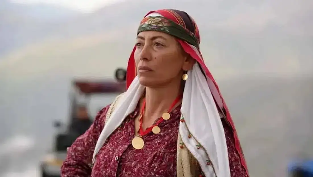 Ayla Baki Yücesoy kimdir? Oynadığı diziler neler? Taşacak Bu Deniz Emriye Hala kimdir? Gerçek adı nedir?