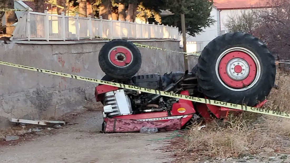 İlaç yazdırmaya gelmişti, traktörün altında kalarak can verdi