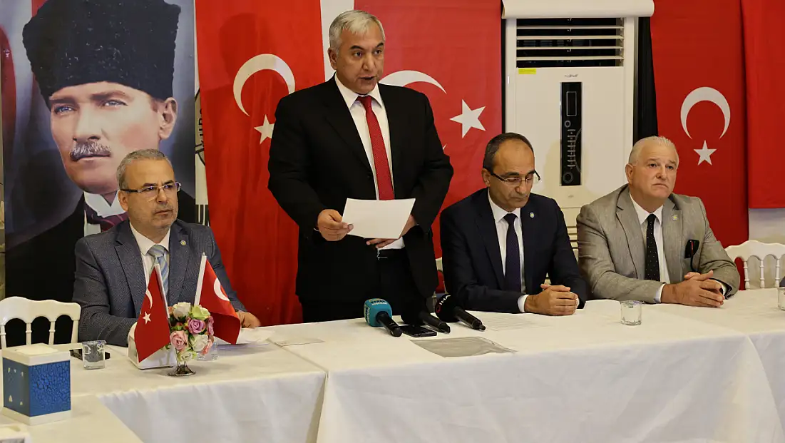 İYİ Parti'den 5 ilçe başkanı istifa etti