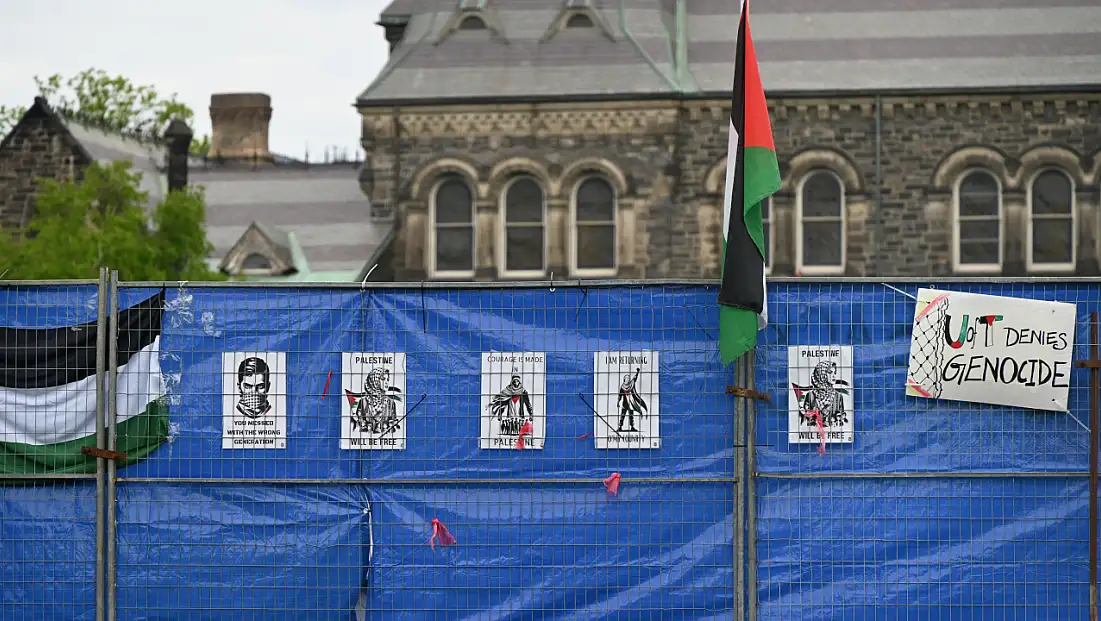Toronto Üniversitesi kampüsünde Filistin protestosu: Öğrenciler Gazze için dayanışma kampı düzenledi