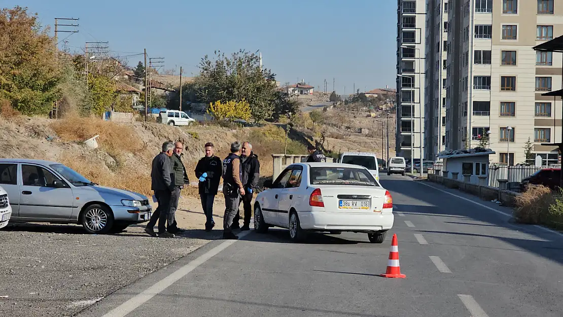 13 yaşındaki çocuk bıçaklı kavgada ağır yaralandı