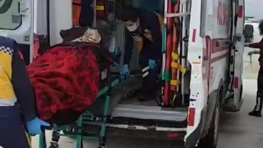 15'inci doğumunda rahatsızlanan kadın ambulans helikopterle hastaneye sevk edildi