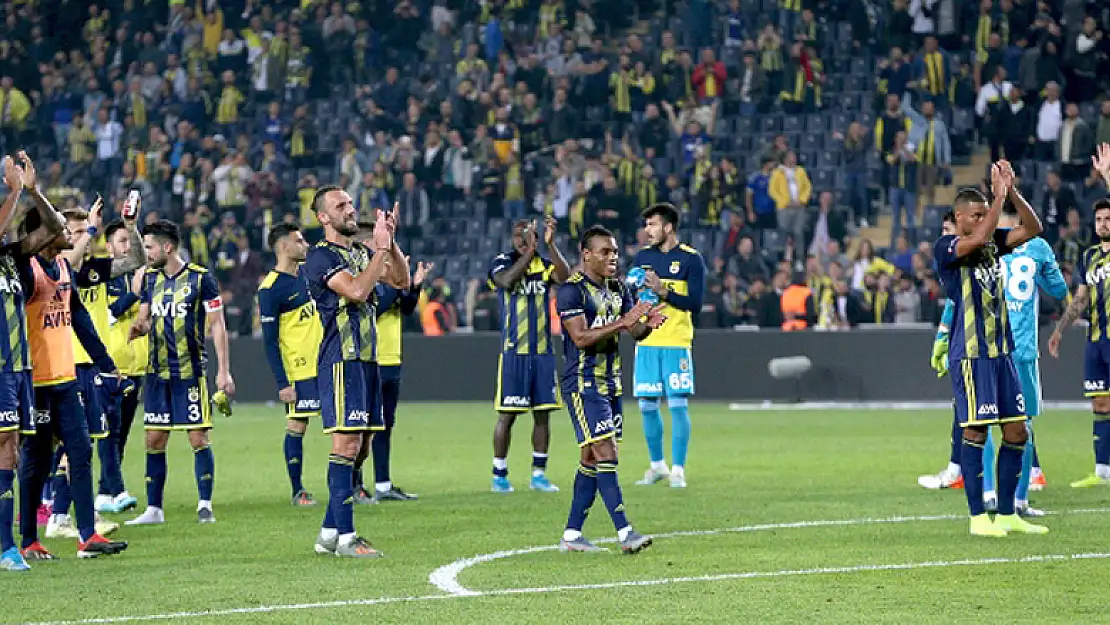 Fenerbahçe'nin yeni teknik direktörü belli oldu! Kulüpten açıklama geldi