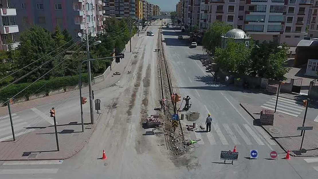 Karatay Belediyesi Karakayış Caddesi'nde düzenleme yapıyor