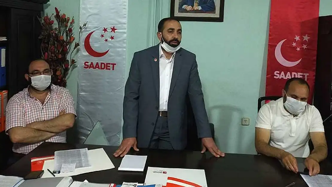 Saadet Partisi Kulu İlçe Divan Toplantısı ilçe teşkilatında yapıldı