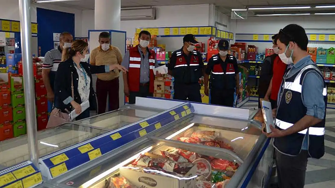 Konya Sarayönü'nde iş yerlerine Covid-19 denetimi