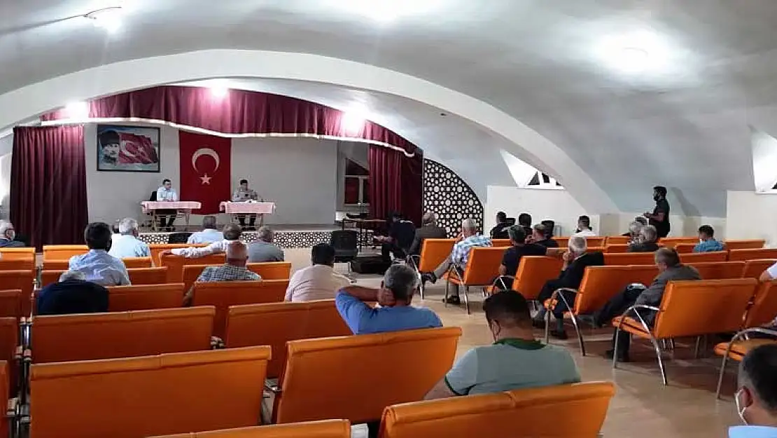 Konya Kulu'da mahalle muhtarları istişare toplantısı yapıldı