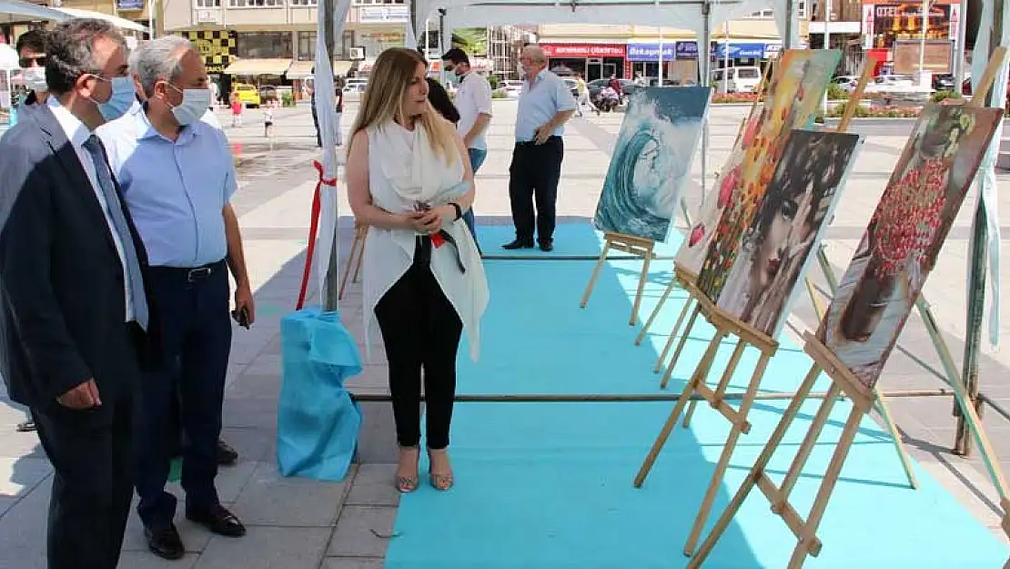 Akşehir Nasreddin Hoca Şenliği sergisi açıldı