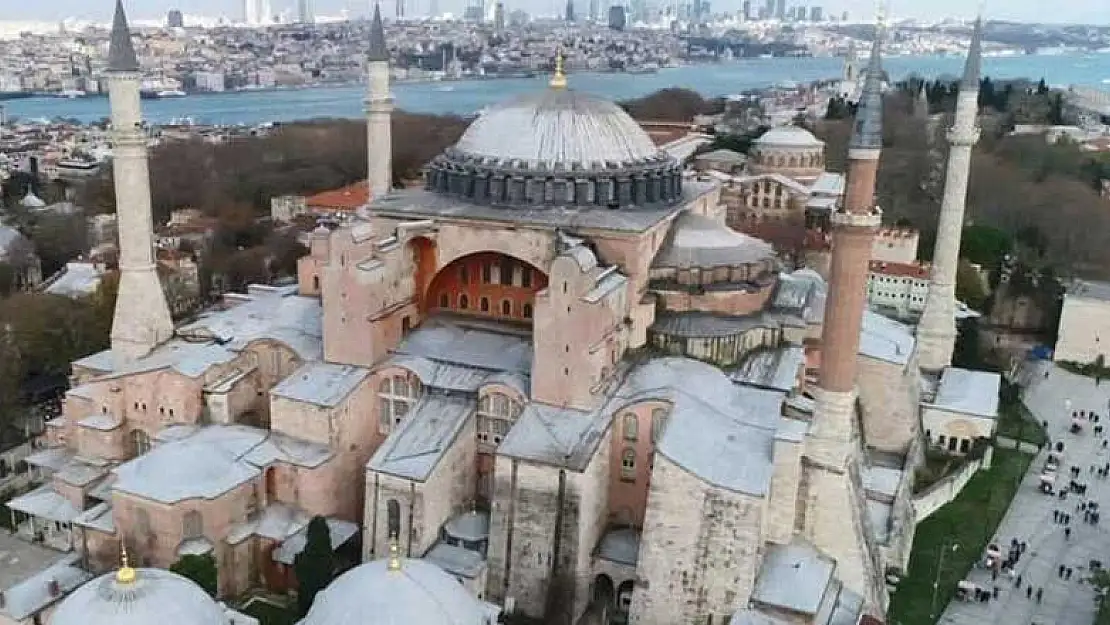 Ayasofya'nın imam ve müezzinleri kimler?