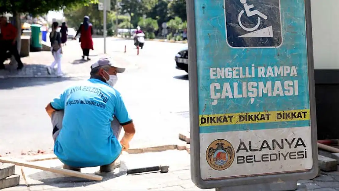 Alanya'da eleştirilere konu olan ve tepki çeken engeller kaldırılıyor