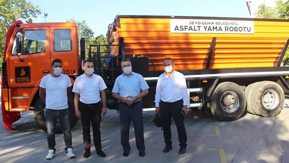 Seydişehir Belediyesi asfalt yama robotu aldı