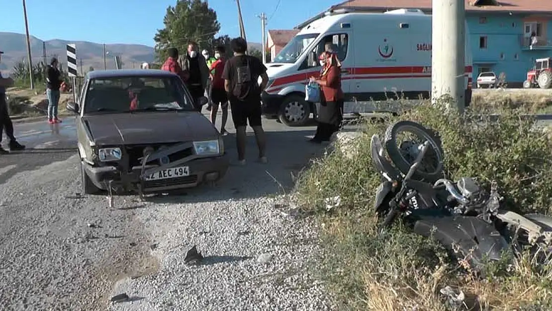 Konya Ereğli'de otomobil ile motosiklet çarpıştı! 2 yaralı