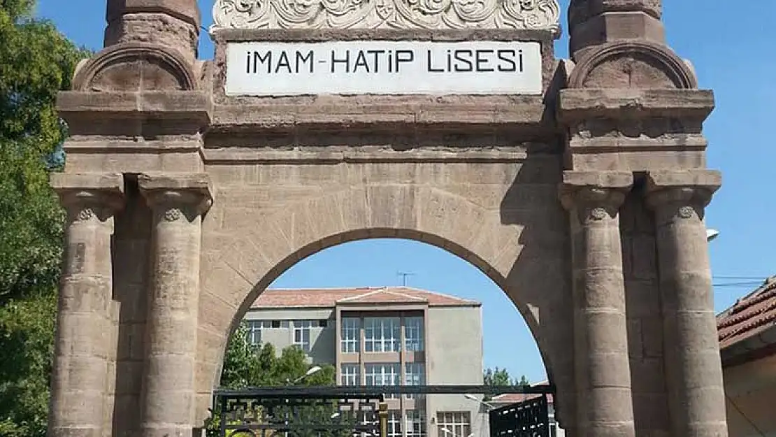 Ribat Eğitim Vakfı'ndan Erol Mütercim'e kınama