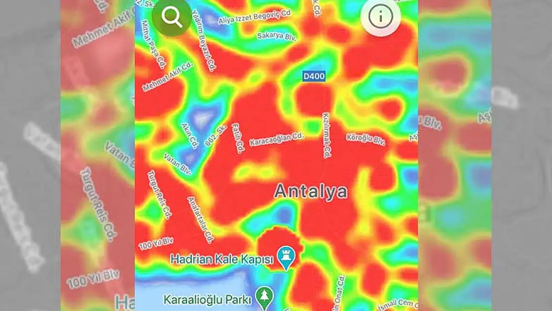 Turizm sezonunu kapatmaya hazırlanan Antalya'da koronavirüs risk haritasında kırmızı bölgeler adeta patladı