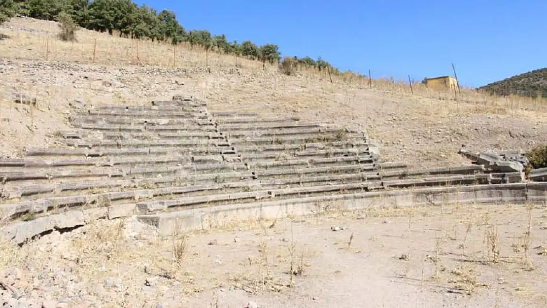 Konya'nın Seydişehir ilçesindeki Vasada antik tiyatrosu bölge tarihine ışık tutuyor