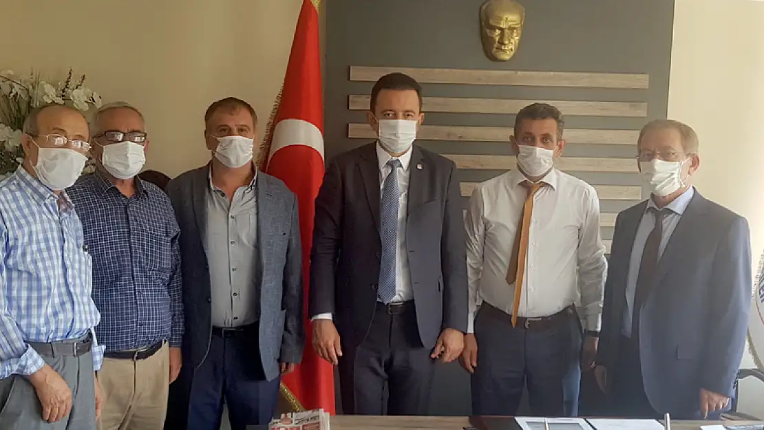 CHP Konya Milletvekili Abdüllatif Şener, esnaf ve sanatkârımıza sahip çıkılmalı