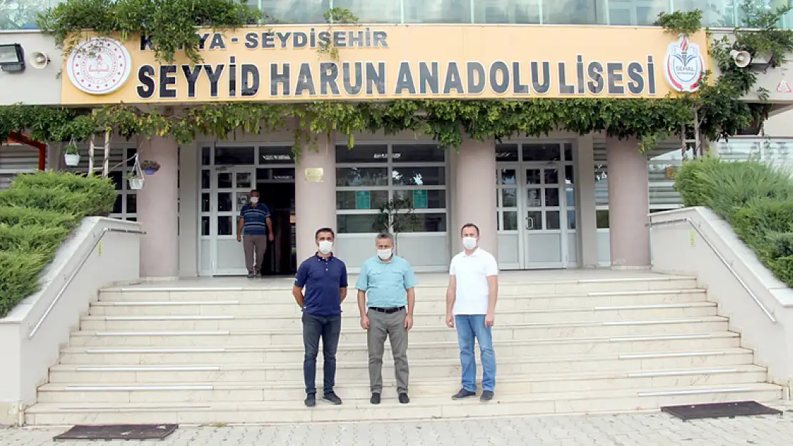 Konya Seydişehir Belediye Başkanı Mehmet Tutal'dan sanatçılara destek