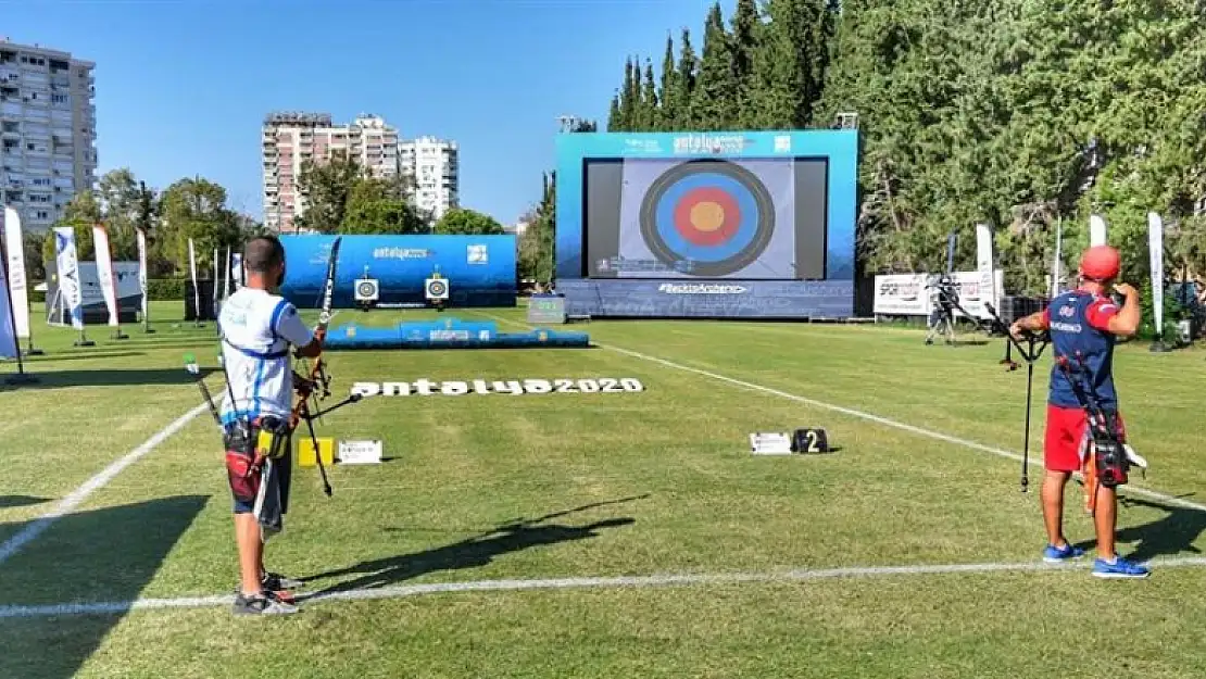 Koronavirüs salgınında iyi bir mücadele veren Antalya Türkiye'nin ilk spor organizasyonunu yaptı