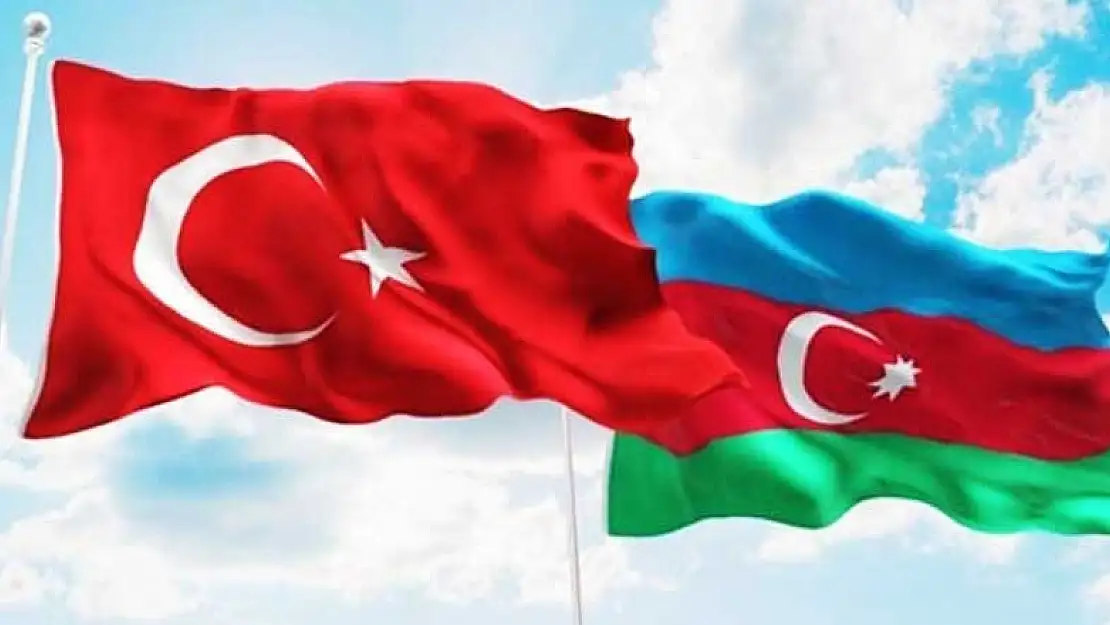 Azerbaycan-Türkiye arasında kimlikle seyahat dönemi başladı