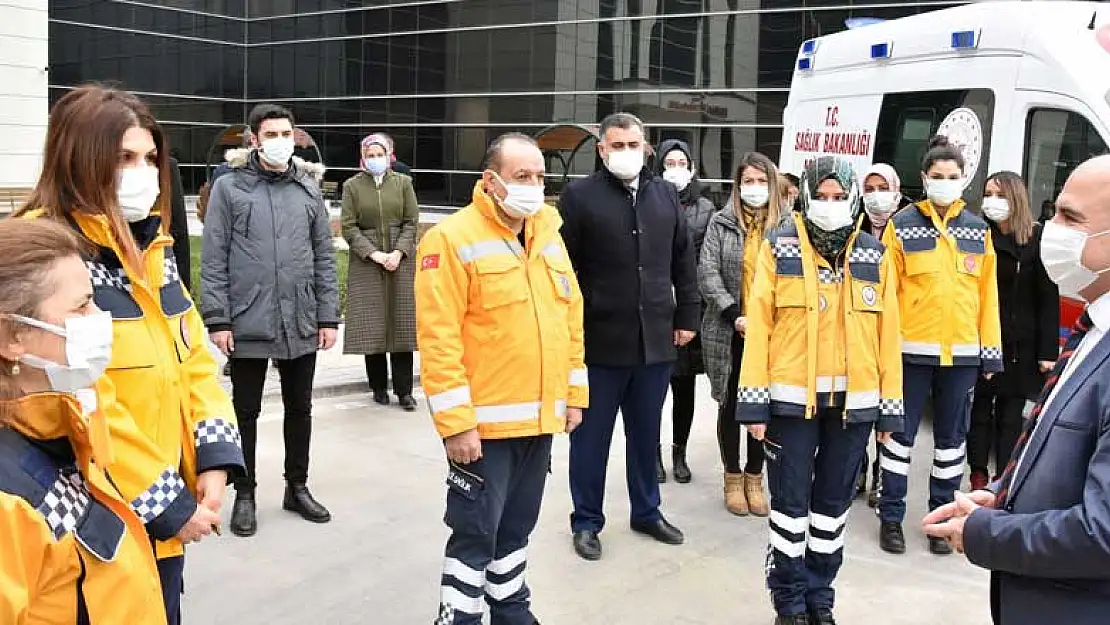 Konya İl Sağlık Müdürlüğü'ne tahsis edilen yeni doğan ambulansları hayati rol oynayacak