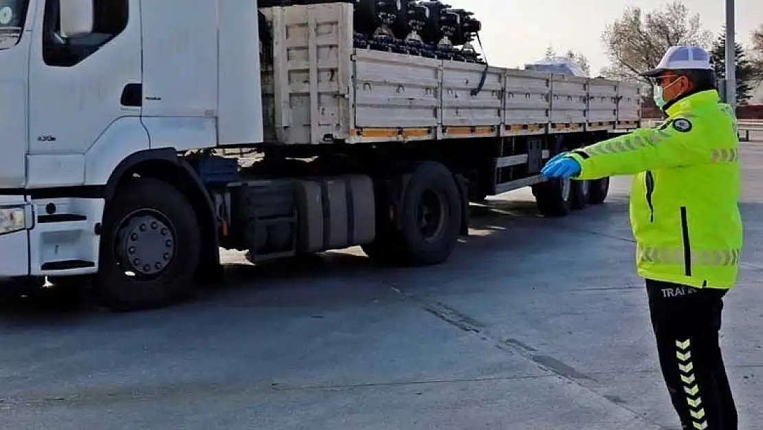 Konya kent genelinde trafik denetimleri devam ediyor