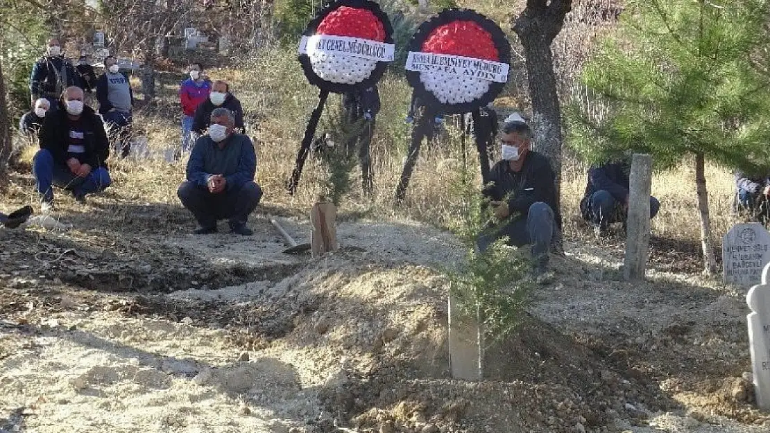 Korona virüse yenik düşen Konya Emniyeti'nde görevli trafik polisi toprağa verildi