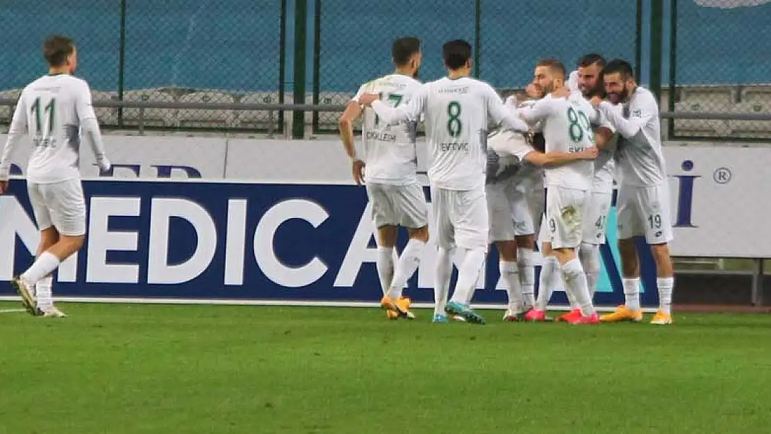 Konyaspor'dan muhteşem galibiyet! Konya'dan İstanbul takımlarına puan yok