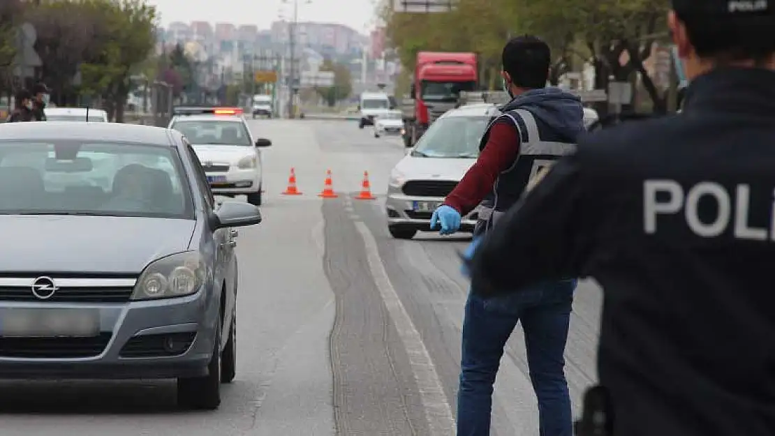 Konya'da bu hafta tedbirlere uymayan 410 kişiye ceza kesildi