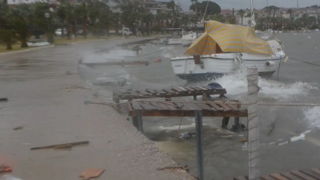 Meteoroloji Akdeniz Bölgesi için fırtına uyarısında bulundu