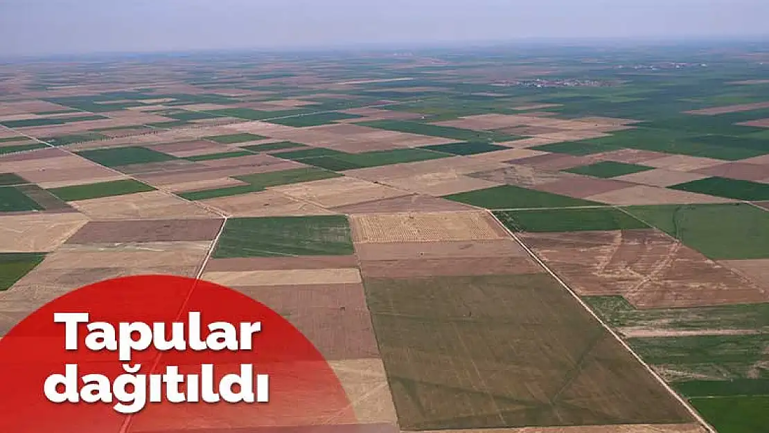 Konya'nın Karapınar ilçesinde arazi toplulaştırma tapuları dağıtıldı