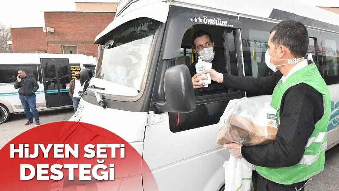 Karatay'daki taksici ve dolmuşçulara belediyeden hijyen seti