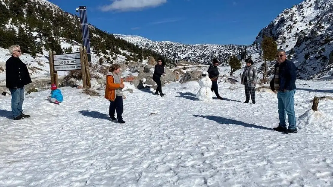 Konya-Antalya yolundan geçenler Alacabel'de mola vermeden devam etmiyor