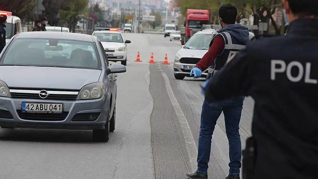 Konya'da 56 saatlik sokak kısıtlamasında 450 kişiye ceza kesildi