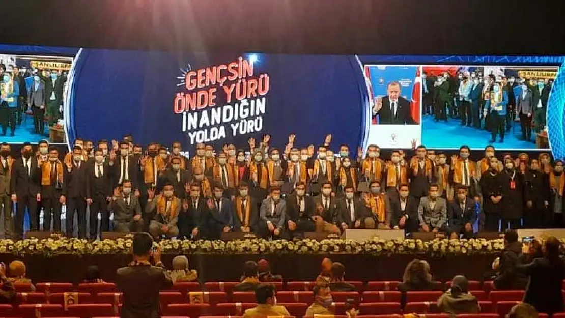 AK Gençlik Konya'da Mustafa Selman Avcı görevi devraldı