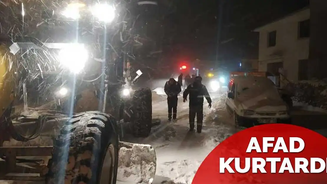 Konya'da karda mahsur kalan 14 kişinin yardımına AFAD yetişti