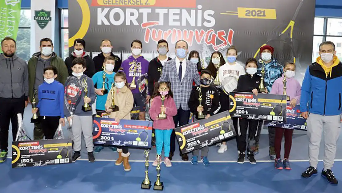 2. Kort Tenis Turnuvasına Konya Gençlik Spor damgası