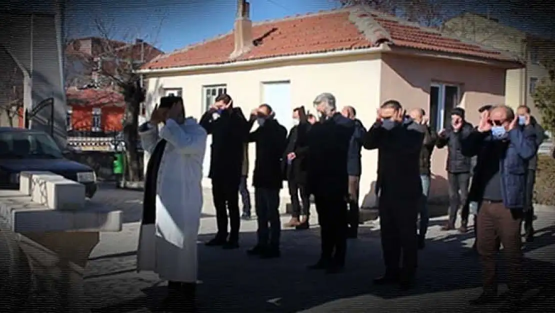 Konya'da üçüz bebek bekleyen öğretmen çiftin acı günü