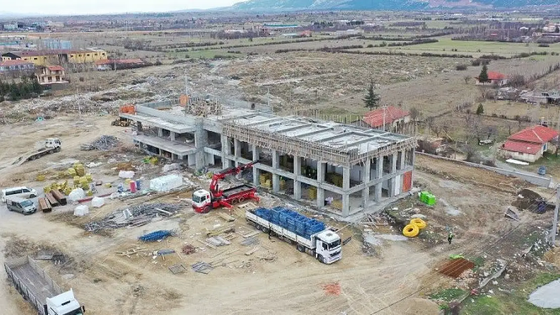 Yeni otogar binası çok yakında Akşehirlilerin hizmetinde olacak