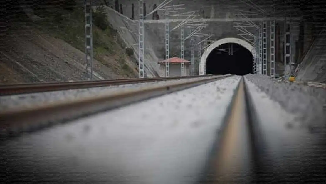 Salgın nedeniyle ara verilen orta mesafedeki tren seferleri yeniden başlıyor