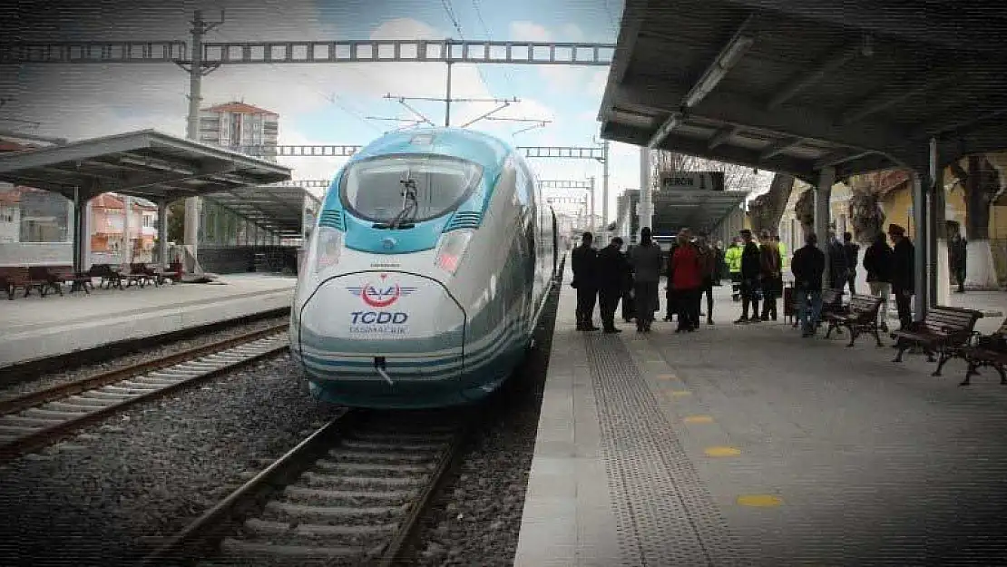 Konya-Karaman hızlı treni 2 ay sonra yolcu taşımaya başlıyor