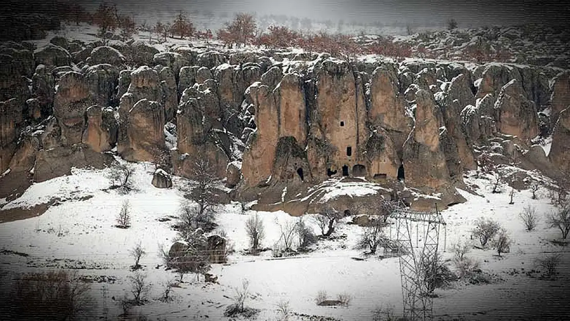 Konya'nın Kapadokya'sı Kilistra beyaza büründü