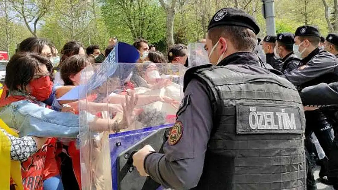 Salgın gölgesinde 1 Mayıs! İstanbul'da 212 kişi gözaltına alındı