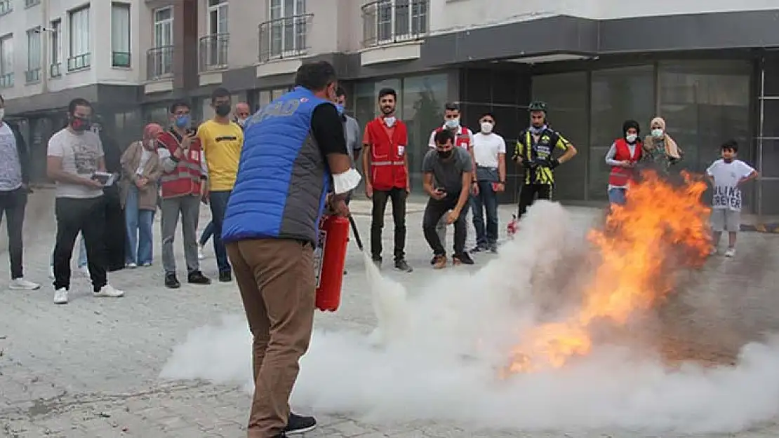 Konya'da gönüllüler AFAD'tan eğitim aldı