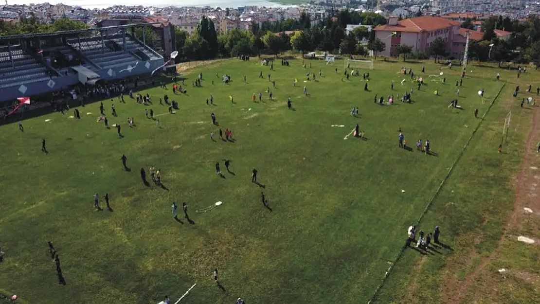 Konya Beyşehir'de uçurtma şenliği