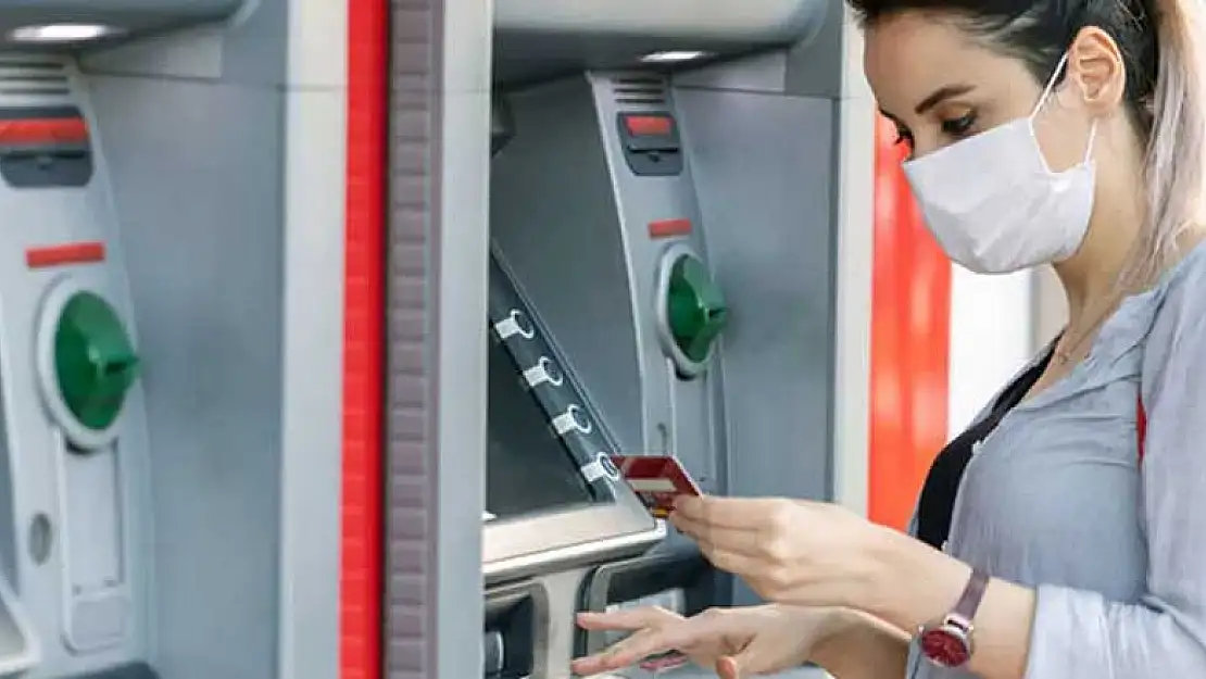 Akbank'a aslında ne oldu? İnternet şubesinden sonra şimdi de ATM