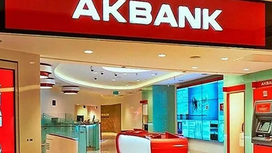 Akbank'ta teyakkuz ve fazla mesai! Haftasonu 19:00'a kadar açık olacak