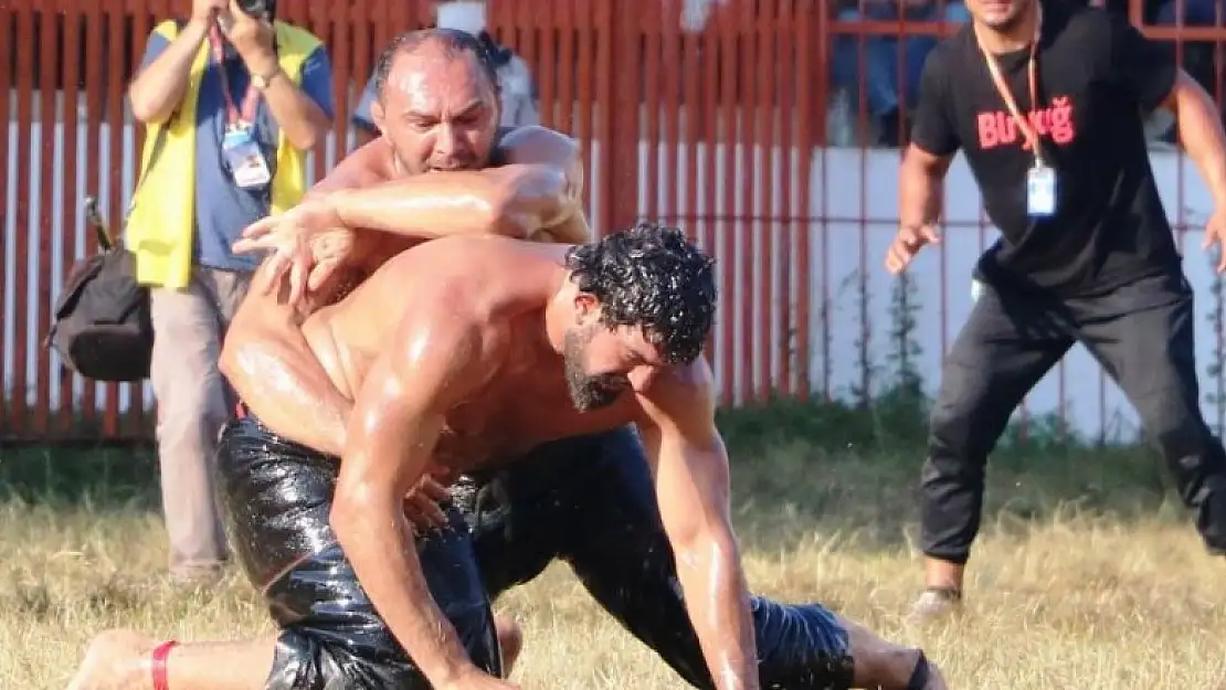 Kırkpınar'da altın kemer takıldı! Başpehlivan dördüncü kez Ali Gürbüz oldu