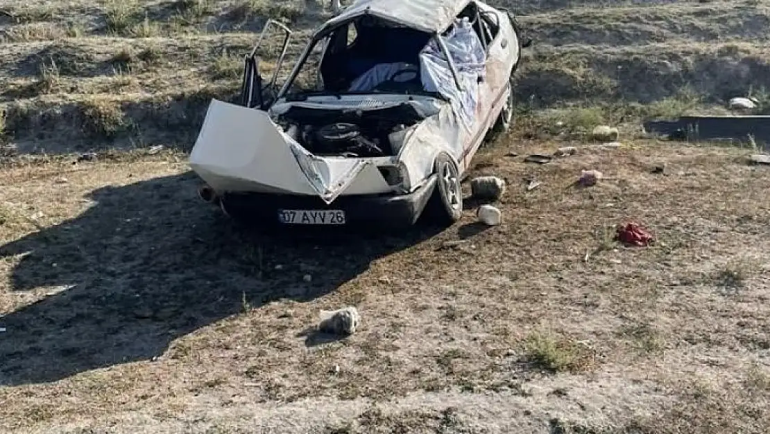 Konya'da kontrolden çıkan otomobil şarampole devrildi: 1 ölü, 3 yaralı