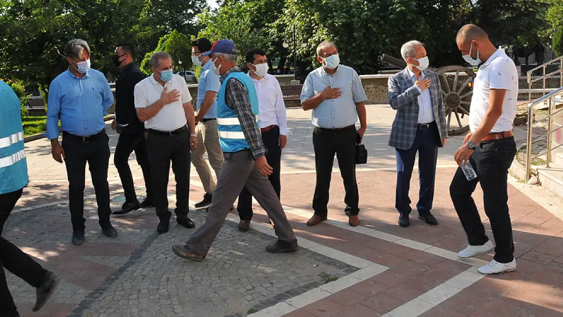 Başkan Akkaya belediye personeliyle bayramlaştı