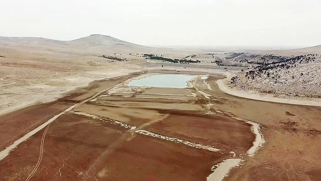 Konya'da birçok baraj, göl ve gölet dip seviyeleri gördü